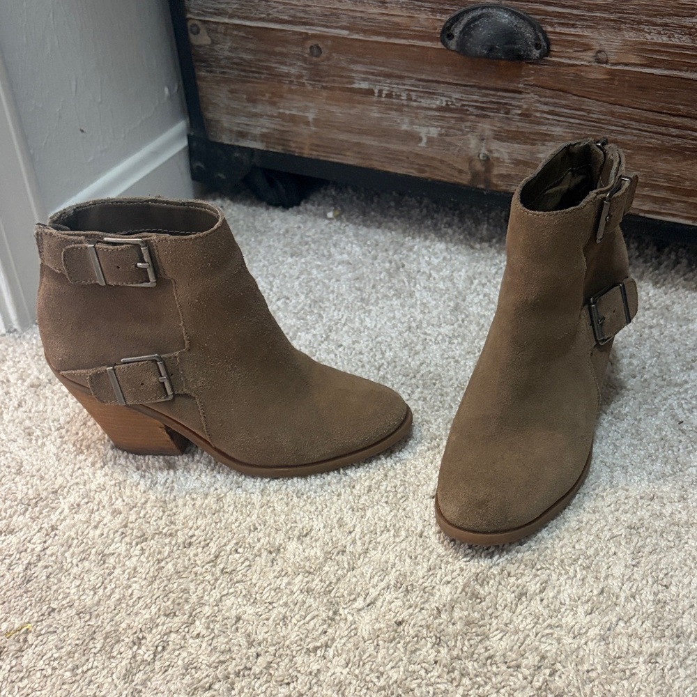 Lucky Brand Tan Ankle Booties with Buckle Detail